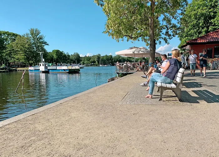 In Am Schlosspark * Caputh